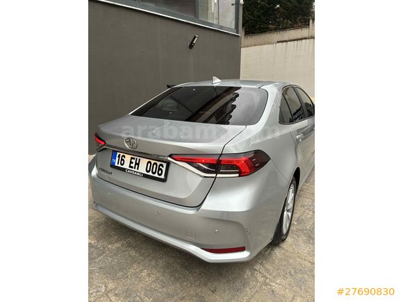 Sahibinden Toyota Corolla 1.5 Dream 2022 Model 