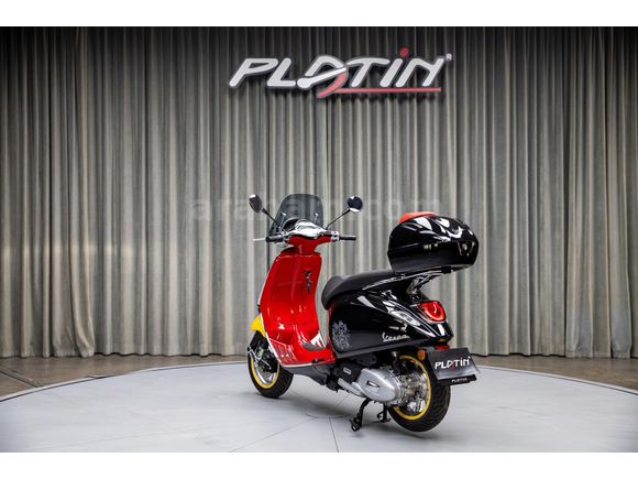  2023 VESPA 150 PRIMAVERA DISNEY MICKEY MOUSE 