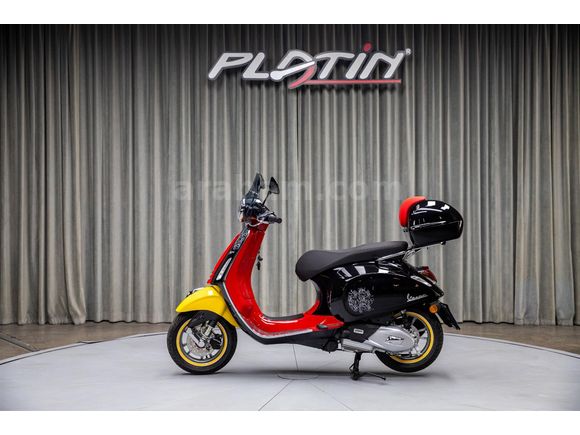  2023 VESPA 150 PRIMAVERA DISNEY MICKEY MOUSE 