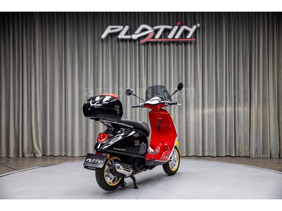  2023 VESPA 150 PRIMAVERA DISNEY MICKEY MOUSE 