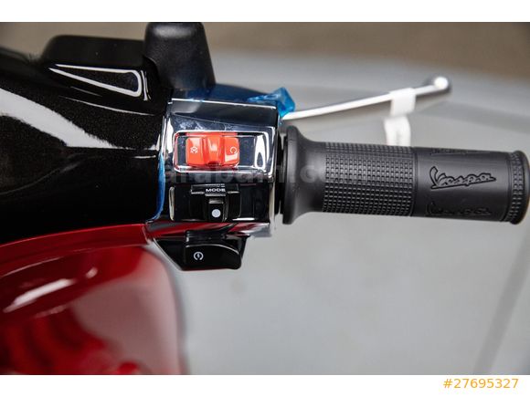 2023 VESPA 150 PRIMAVERA DISNEY MICKEY MOUSE 
