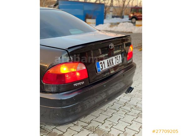 Galeriden Toyota Avensis 2.0 Sol Extra 2000 Model Van