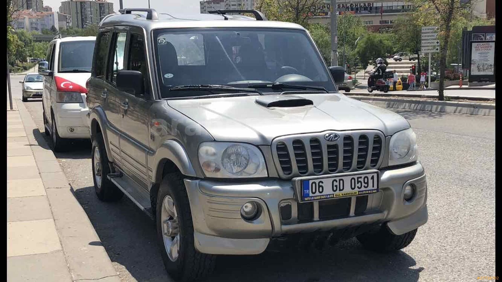 Sahibinden Mahindra Goa 2.6 CRDe 2009 Model Ankara 218.000 km Gri (Gümüş) 1