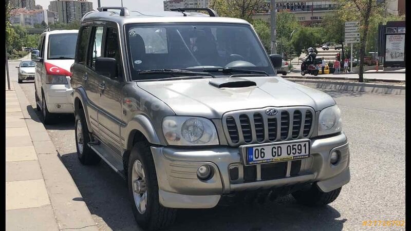 Sahibinden Mahindra Goa 2.6 CRDe 2009 Model Ankara 218.000 km Gri (Gümüş)