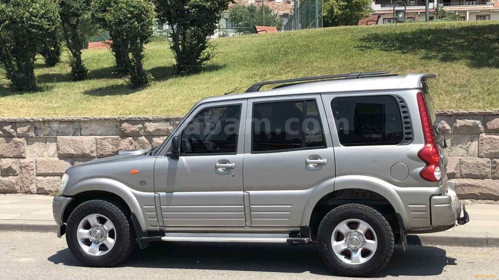 Sahibinden Mahindra Goa 2.6 CRDe 2009 Model Ankara 218.000 km Gri (Gümüş) 3