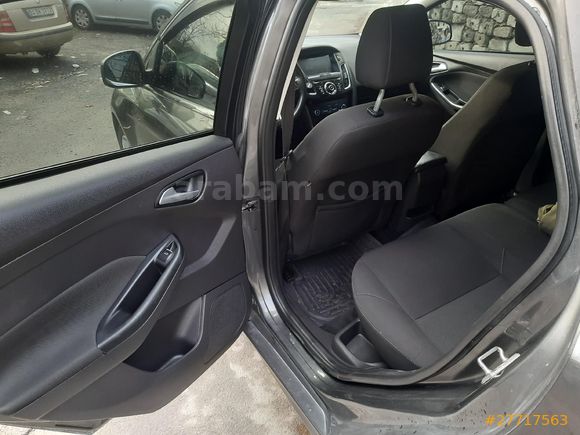 Sahibinden Ford Focus 1.6 TDCi Style 2015 Model