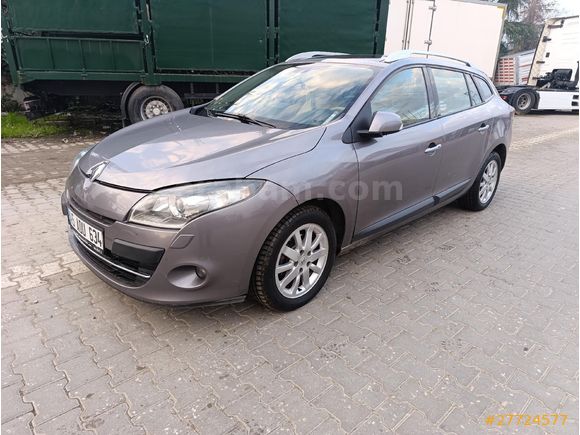 TOROS PARASINA Renault Megane 1.5 dCi Sport Tourer Privilege 2010 Model Manisa