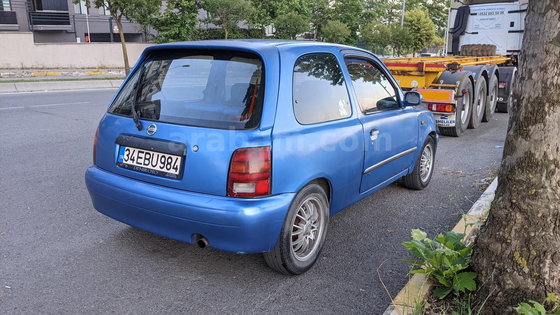 Sahibinden Nissan Micra 1.3 LX 1995 Model İstanbul 272.000 km Mavi 5