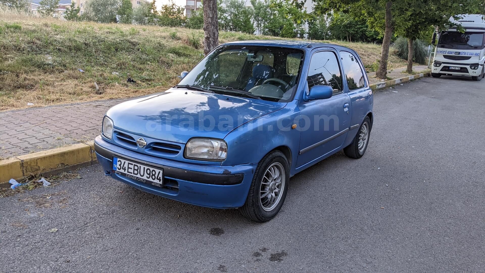 Sahibinden Nissan Micra 1.3 LX 1995 Model İstanbul 272.000 km Mavi 2