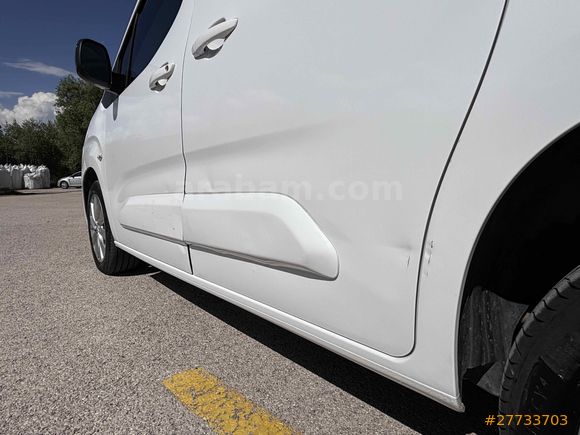 Sahibinden Opel Combo 1.5 CDTI Ultimate 2021 Model 