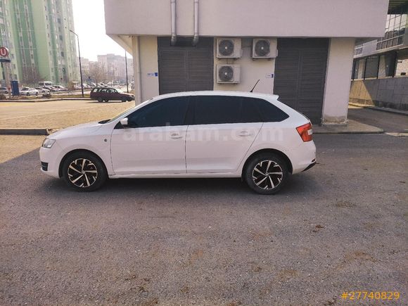 Sahibinden Skoda Rapid 1.2 Spaceback Ambition 2014 Model