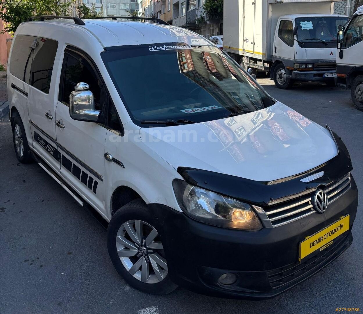 Galeriden Volkswagen Caddy 1.6 TDI Trendline 2012 Model İstanbul 559.000 km Beyaz 1