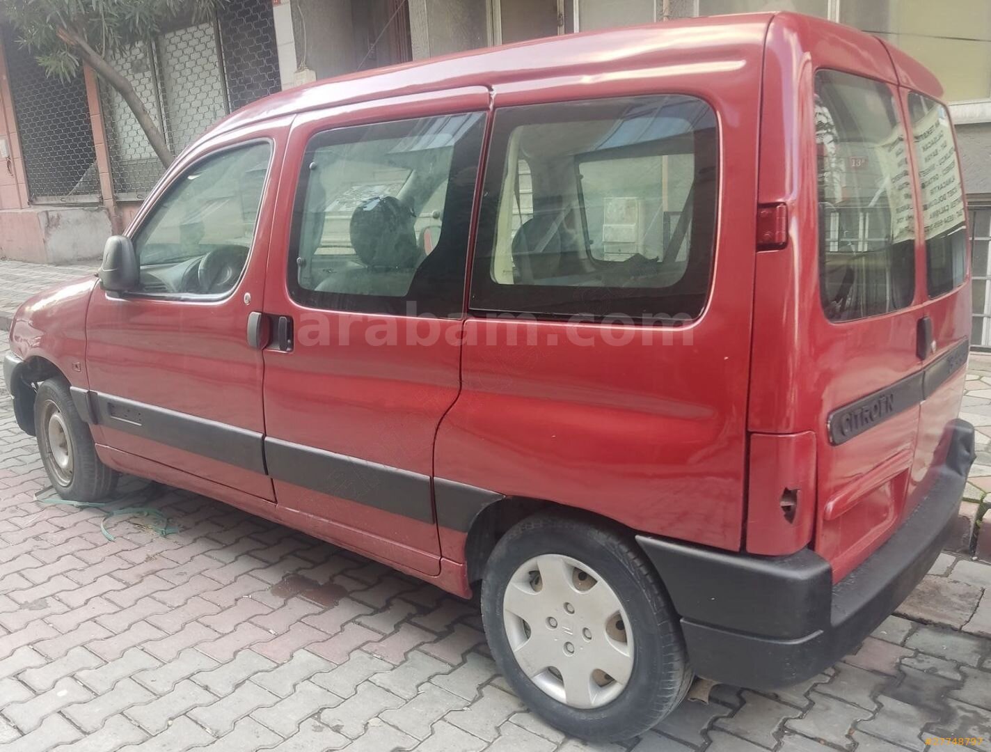 Galeriden Citroen Berlingo 1.9 D Multispace 2002 Model İstanbul 330.000 km Kırmızı 6