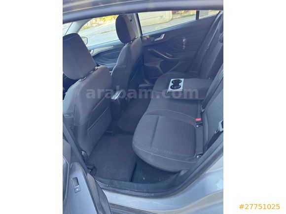 Garantili yetkili servis bakımlı özel renk Ford Focus Titanium X 
