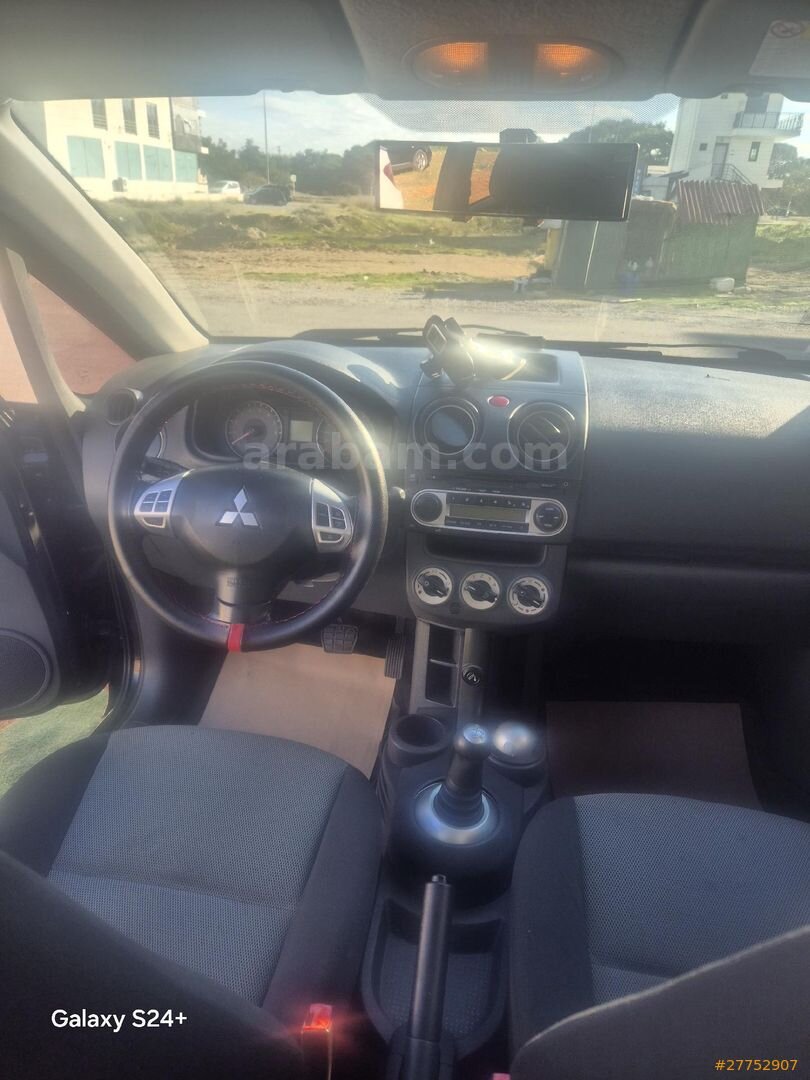 Sahibinden Mitsubishi Colt 1.3 Elegance 2011 Model Antalya 148.700 km Siyah 5