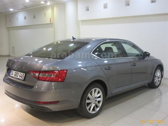 SKODA SUPERB TEMİZ