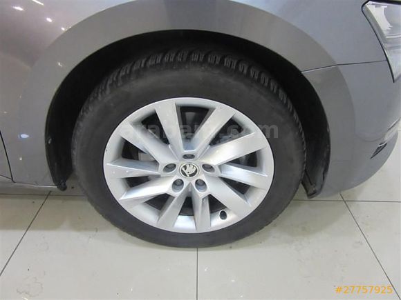 SKODA SUPERB TEMİZ