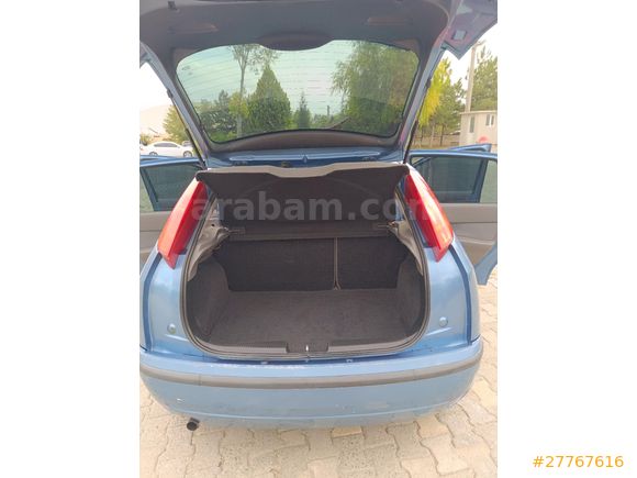 Focus 1 hatchback