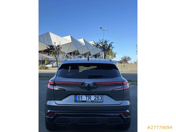 Sahibinden Renault Austral 1.3 Hybrid Techno Esprit Alpine 2023 Model 