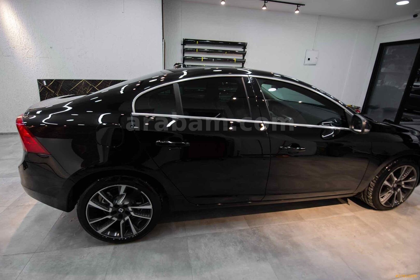 Sahibinden Volvo S60 2.0 D Advance 2017 Model Ankara 282.000 km Siyah 3