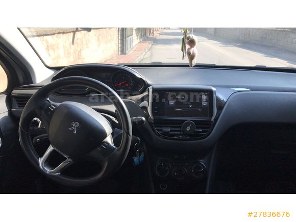 Sahibinden Peugeot 208 1.2 PureTech Active 2015 Model-ORJİNAL KİLOMETREDE