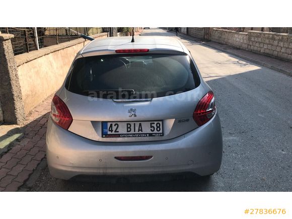 Sahibinden Peugeot 208 1.2 PureTech Active 2015 Model-ORJİNAL KİLOMETREDE