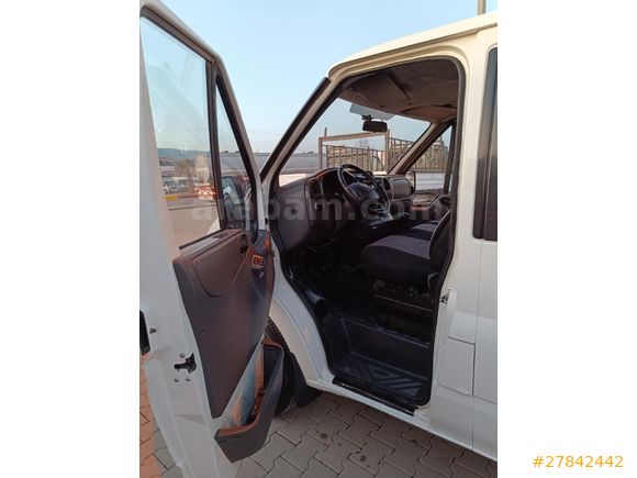 CAN 2 OTOMOTİVDEN 2004 MODEL YÜZLÜK 5+1 KİŞİLİK KOMBİVAN