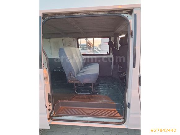 CAN 2 OTOMOTİVDEN 2004 MODEL YÜZLÜK 5+1 KİŞİLİK KOMBİVAN
