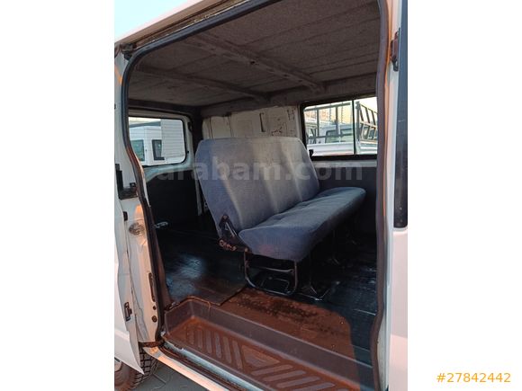 CAN 2 OTOMOTİVDEN 2004 MODEL YÜZLÜK 5+1 KİŞİLİK KOMBİVAN