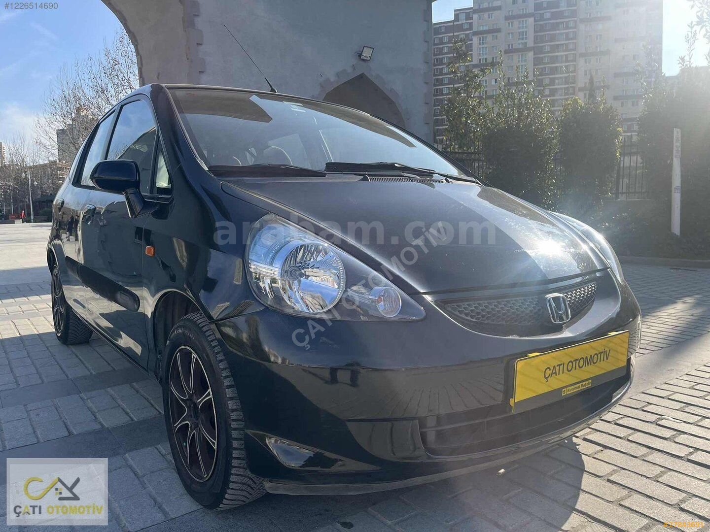 Galeriden Honda Jazz 1.4 LS 2005 Model İstanbul 155.000 km Siyah 4