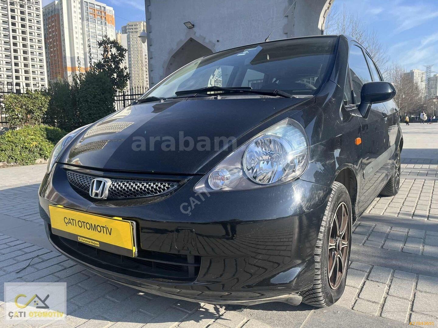 Galeriden Honda Jazz 1.4 LS 2005 Model İstanbul 155.000 km Siyah 3