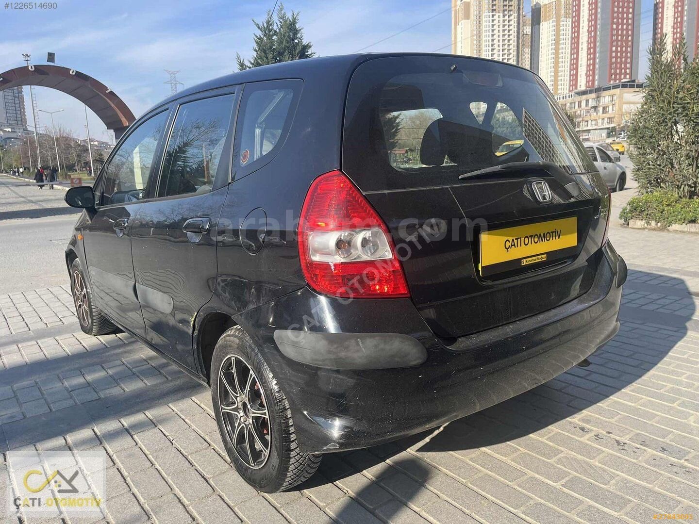 Galeriden Honda Jazz 1.4 LS 2005 Model İstanbul 155.000 km Siyah 7