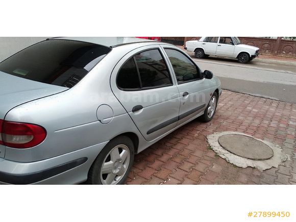 Sahibinden Renault Megane 1.6 RXT 2001 Model