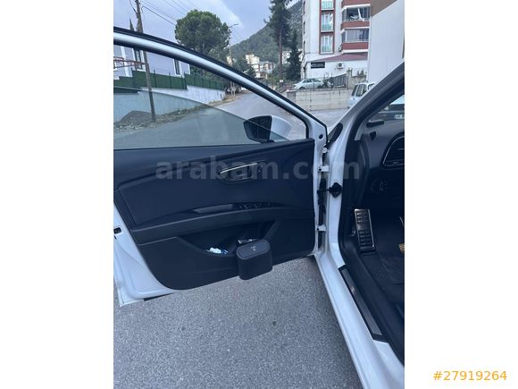 Sahibinden HATASIZ Seat Leon 1.6 TDI CR Style 2014 Model 