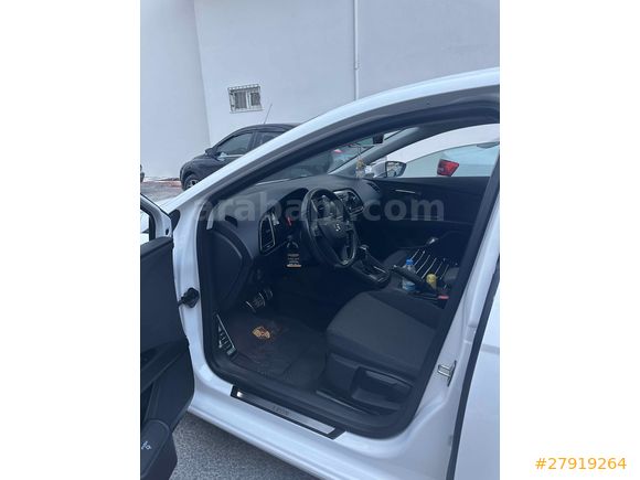 Sahibinden HATASIZ Seat Leon 1.6 TDI CR Style 2014 Model 
