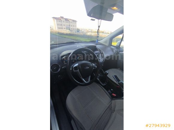 Sahibinden Ford Tourneo Courier 1.6 TDCi Titanium Plus 2014 Model