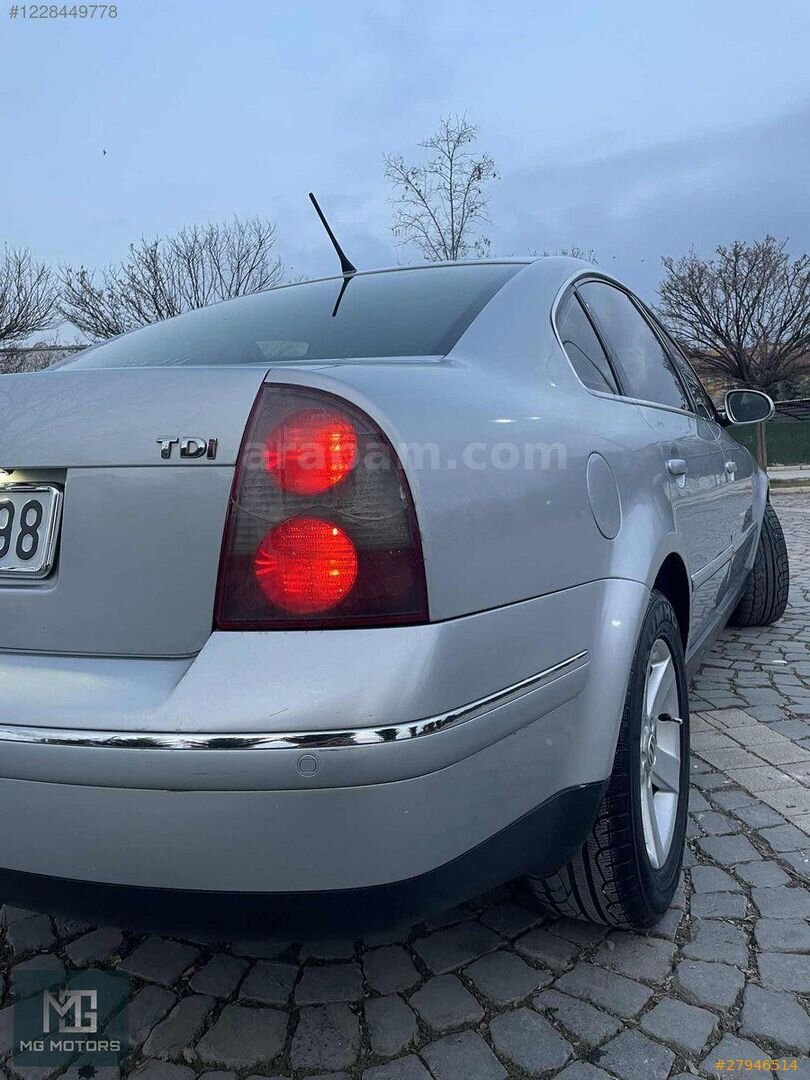 Galeriden Volkswagen Passat 1.9 TDi Exclusive 2004 Model Elazığ 402.000 km Gri 6
