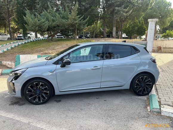 Sahibinden Renault Clio 1.0 TCe Techno Esprit Alpine 2023 Model