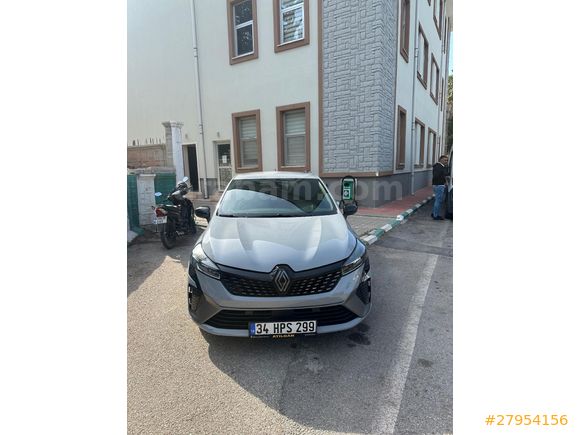 Sahibinden Renault Clio 1.0 TCe Techno Esprit Alpine 2023 Model