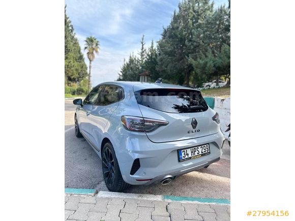 Sahibinden Renault Clio 1.0 TCe Techno Esprit Alpine 2023 Model