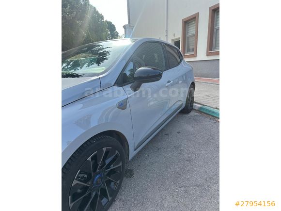 Sahibinden Renault Clio 1.0 TCe Techno Esprit Alpine 2023 Model