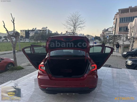 //2019 FİAT EGEA 1.4 EASY 174 BİN KM LANSMAN RENK//
