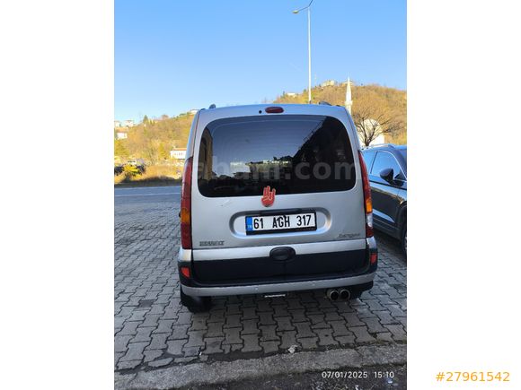 Sahibinden Renault Kangoo Multix 1.5 dCi Authentique 2012 Model  Gri (Gümüş)