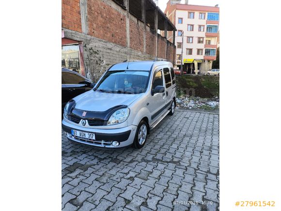 Sahibinden Renault Kangoo Multix 1.5 dCi Authentique 2012 Model  Gri (Gümüş)