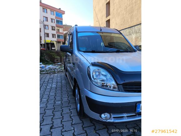 Sahibinden Renault Kangoo Multix 1.5 dCi Authentique 2012 Model  Gri (Gümüş)