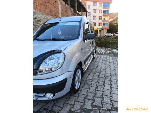 Sahibinden Renault Kangoo Multix 1.5 dCi Authentique 2012 Model  Gri (Gümüş)