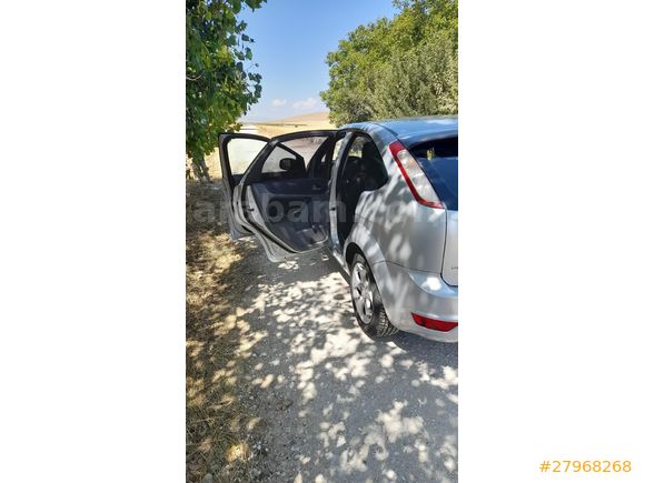 Sahibinden Ford Focus 1.6 Comfort 2011 Model