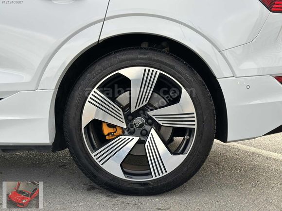TECH MOTORS 2020 AUDİ E-TRON SPORTBACK SLİNE HEADUP+MASAJ+MATRİX