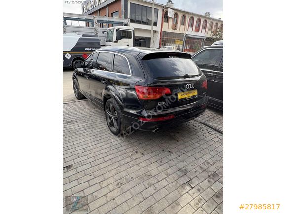 Q7 3.0 TDI Quattro s-line 2010 model