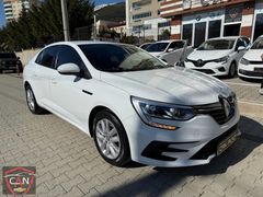 BOYASIZ 2022 MEGANE 1.3TCE 140 HP EDC OTOMATİK BEYAZ-BAYİİ BAKIM
